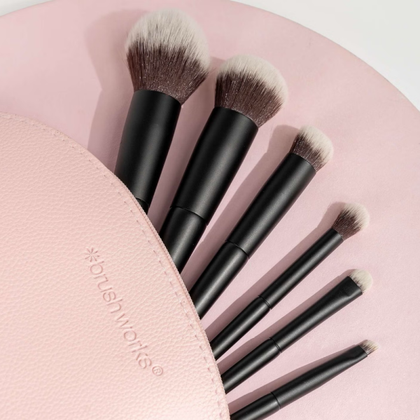 Brushworks Essentials Makeup Brush Set Online