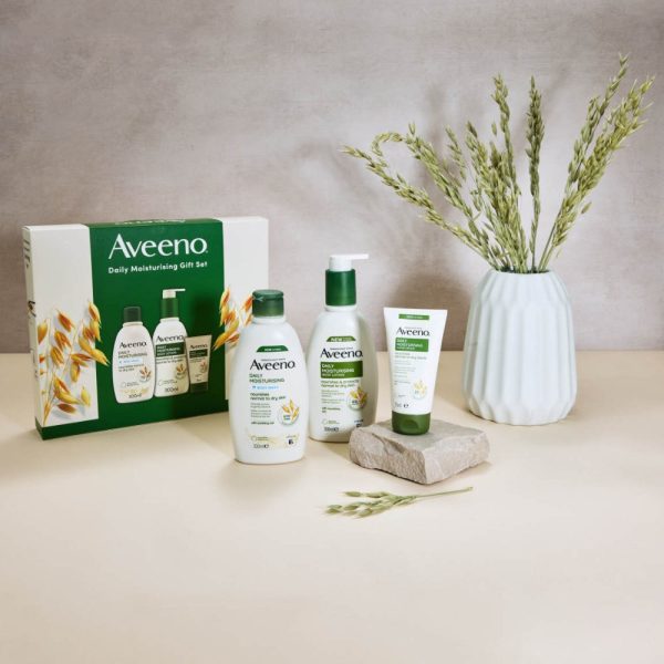 Aveeno Daily Moisture Range 3 Piece Gift Set Discount